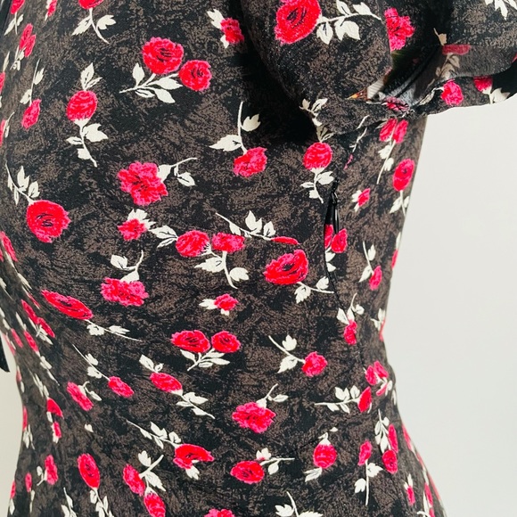 SOLD - Rose Floral Dress by Forever 21 - Picture 4 of 14